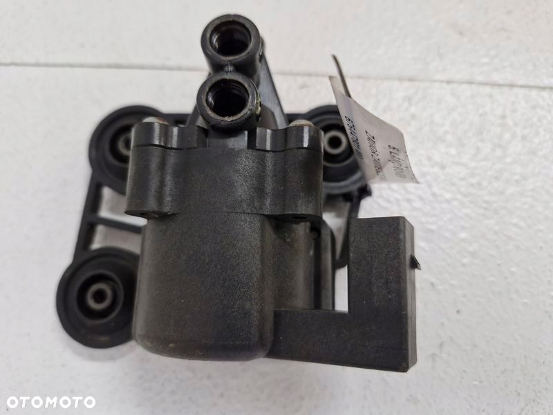 land rover l322 4.4 v8 b zawór zawieszenia 675447801 - 1