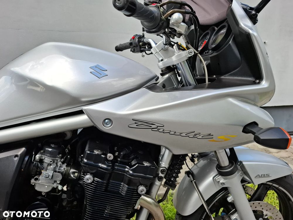 Suzuki Bandit - 14