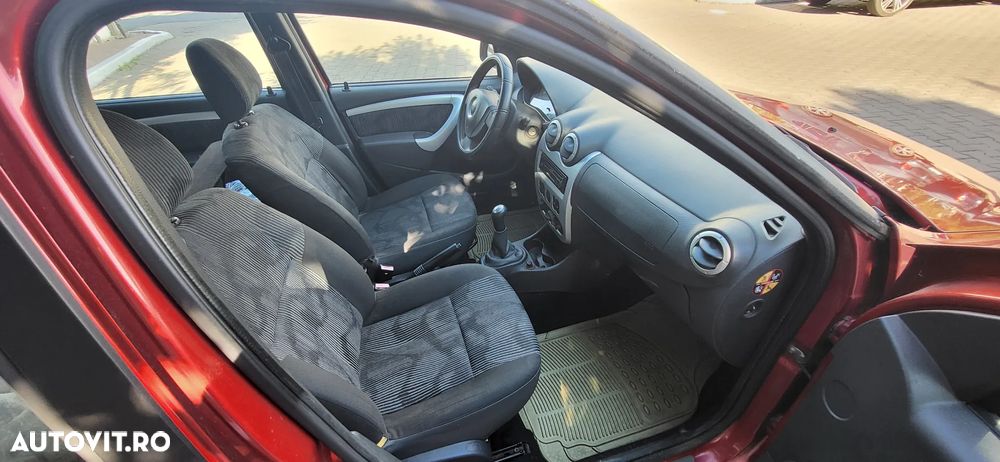 Dacia Logan 1.6 MPI Laureate - 7