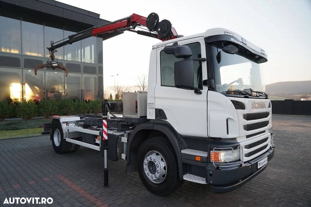 Scania P 280 / 4X2 / ȘASIU - 4,9 M / + HDS HMF 635 / CAPACITATE DE RIDICARE 1.500 KG / ATINGERE MAXIMĂ 6,9 M / GRĂTAR / - 2