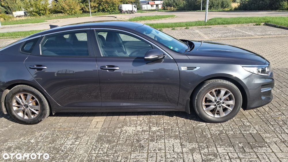 Kia Optima - 2