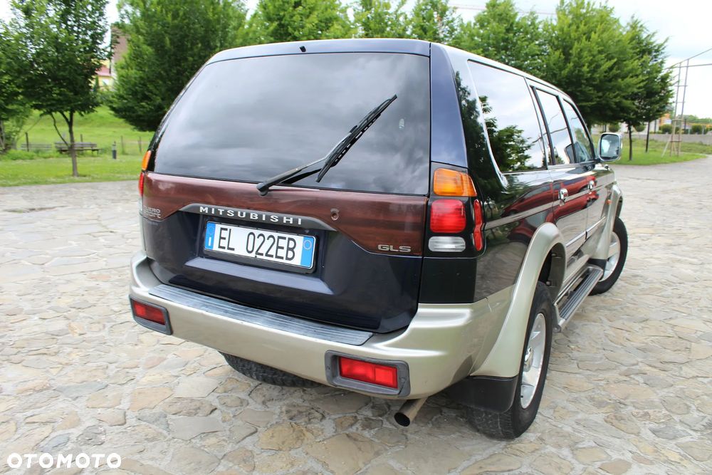Mitsubishi Pajero Sport 2.5 TD Classic - 6