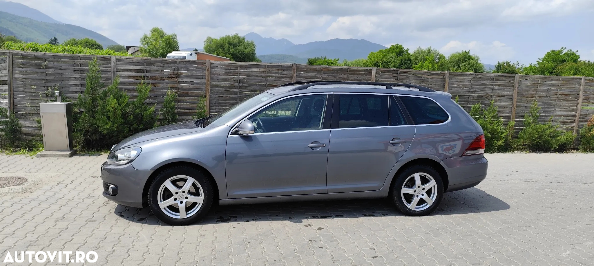 Volkswagen Golf 1.6 TDI BlueMotion Technology Comfortline - 7