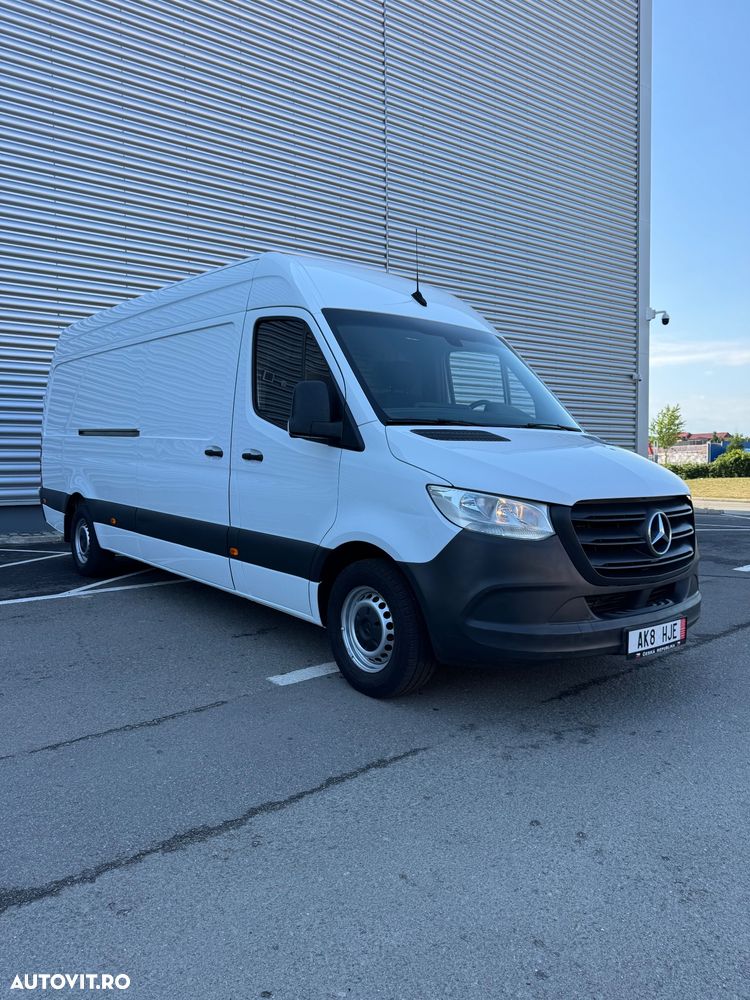Mercedes-Benz Sprinter - 4