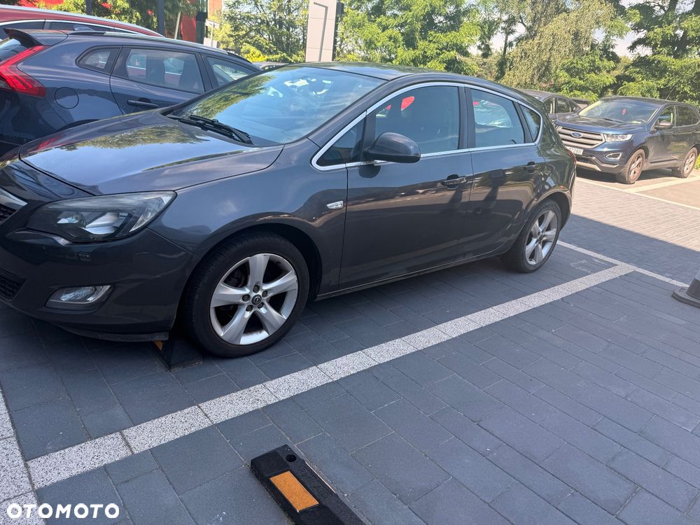Opel Astra 1.4 T Cosmo - 6