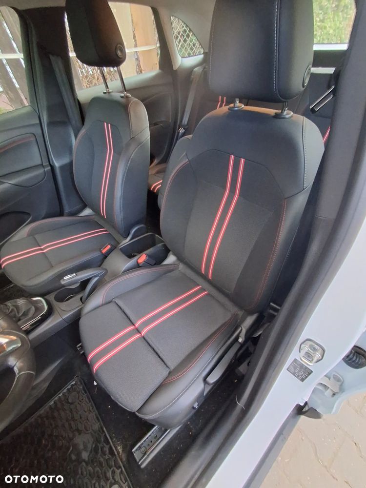 Opel Crossland X 1.2 T Eco Design Line S&S - 12