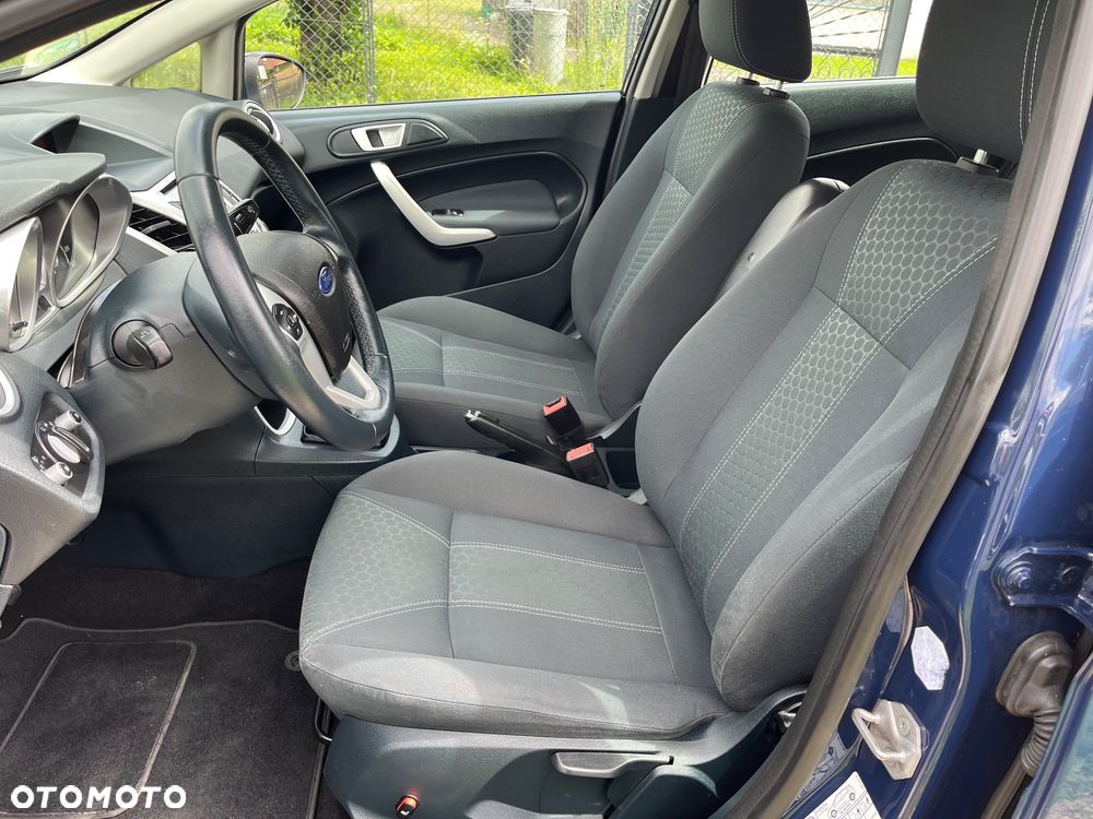 Ford Fiesta 1.4 Titanium - 19
