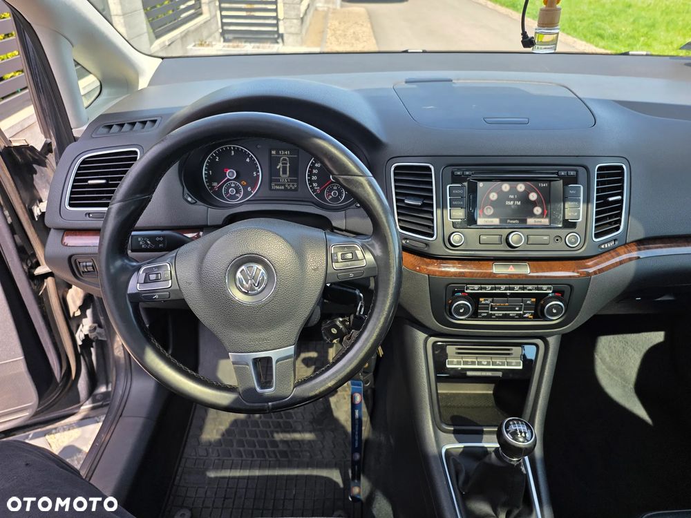 Volkswagen Sharan 2.0 TDI Highline - 9