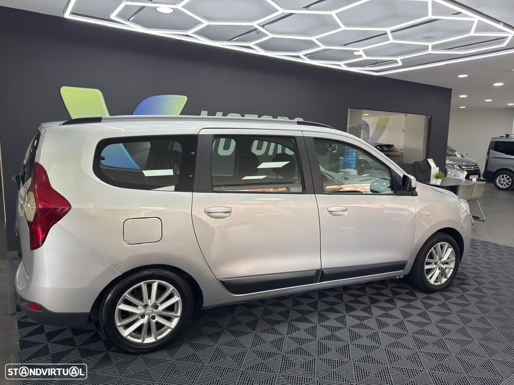 Dacia Lodgy 1.5 dCi Confort 7L - 8