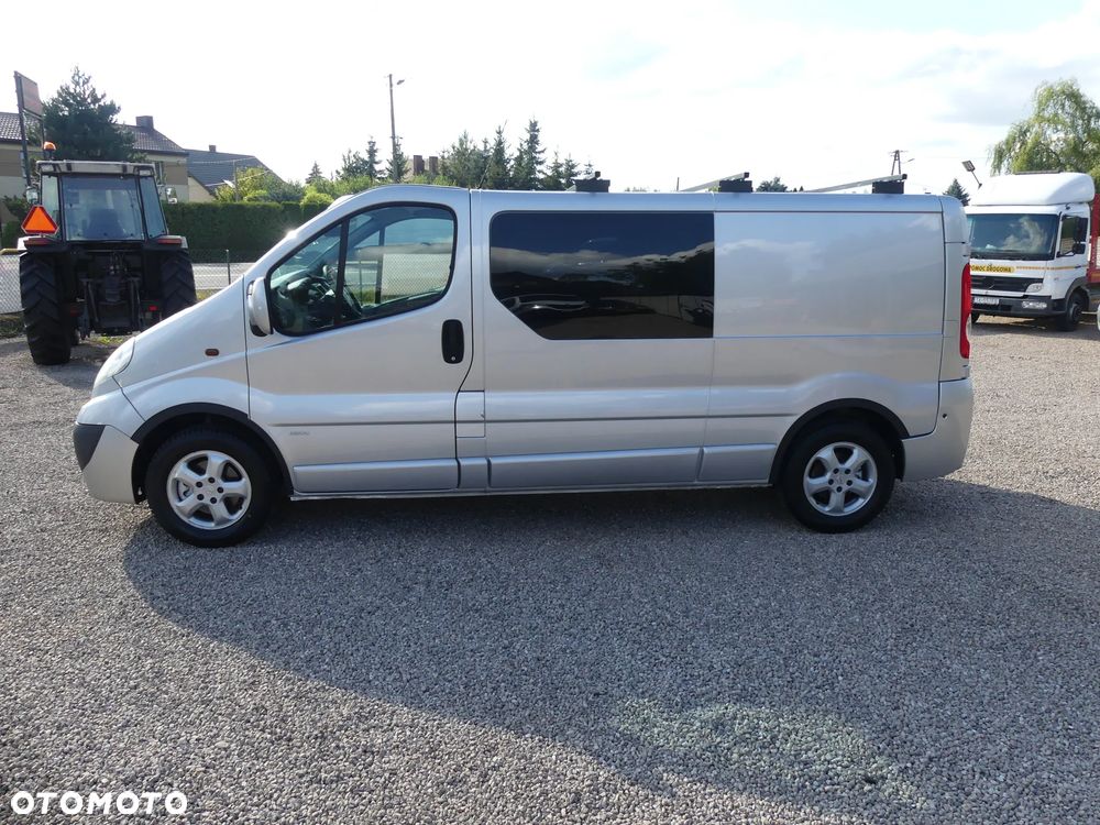 Opel Vivaro - 30