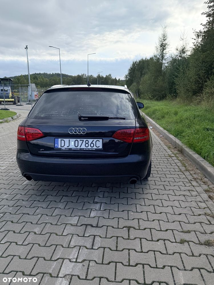 Audi A4 - 8