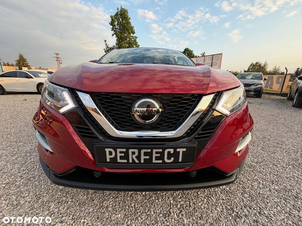 Nissan Qashqai 1.3 DIG-T N-Connecta EU6d - 19
