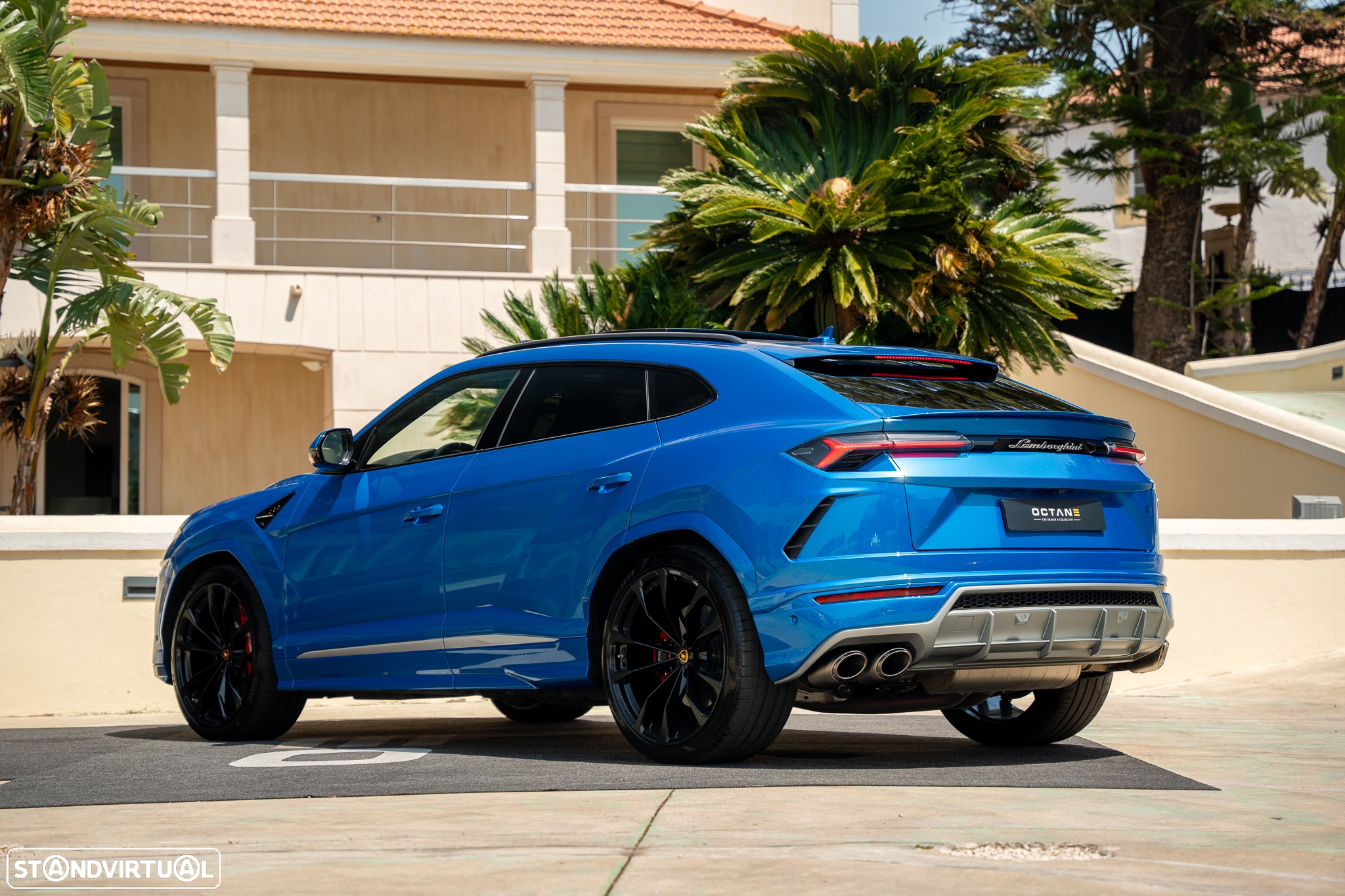 Lamborghini Urus 4.0 V8 - 4