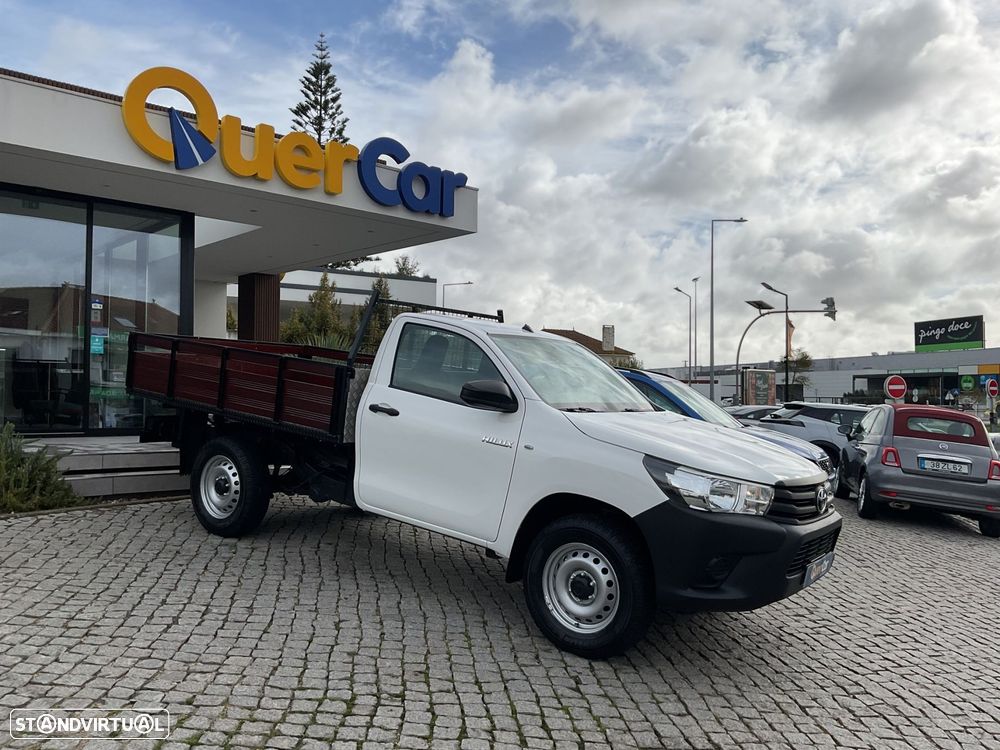 Toyota Hilux 2.4 D-4D CE - 3