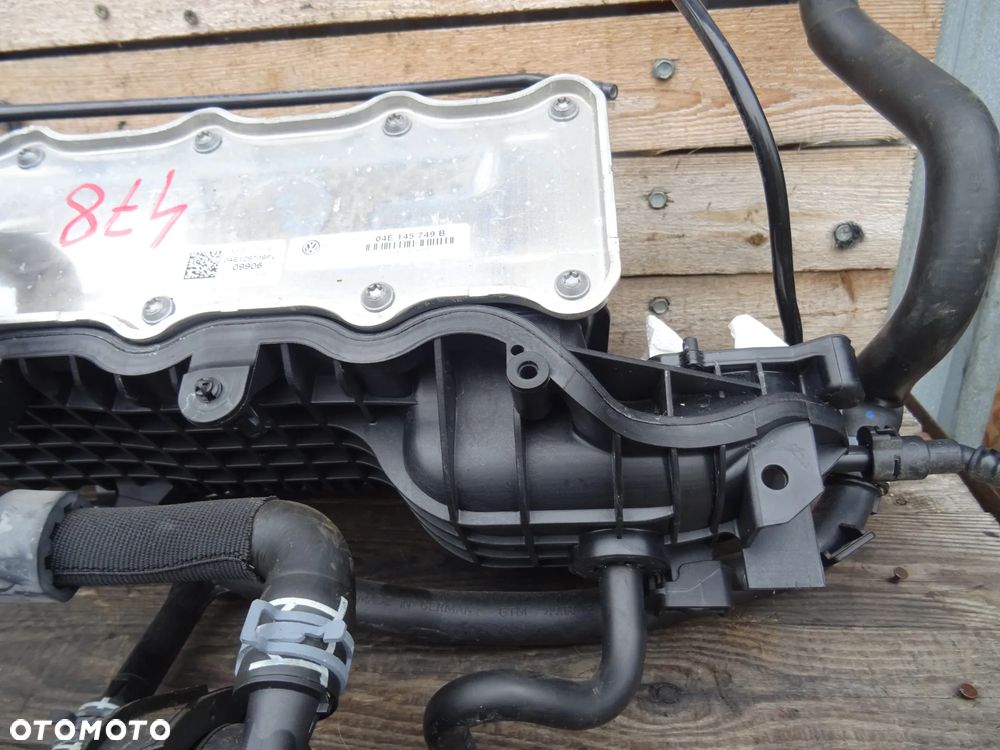 KOLEKTOR SSĄCY AUDI VW A3 GOLF 1.4TSI 04E129711L 04E145749B 04E129709PL - 4