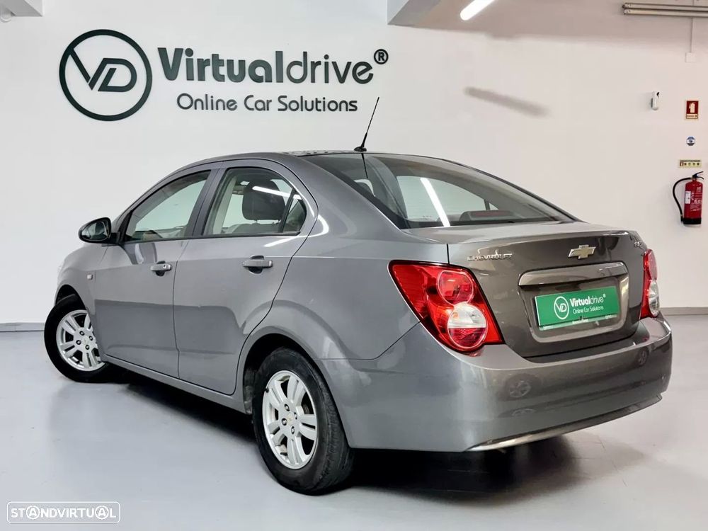 Chevrolet Aveo 1.2 LT - 9