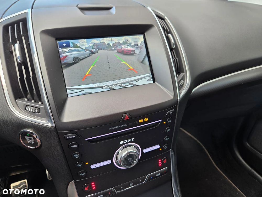 Ford S-Max - 19