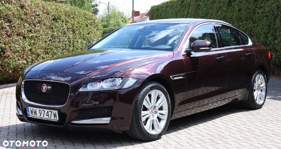 Jaguar XF 2.0 i4D Prestige - 2