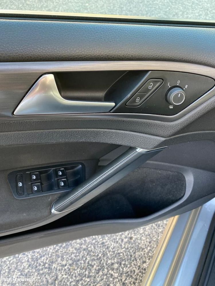 VW Golf Variant 1.6 TDi Confortline - 39