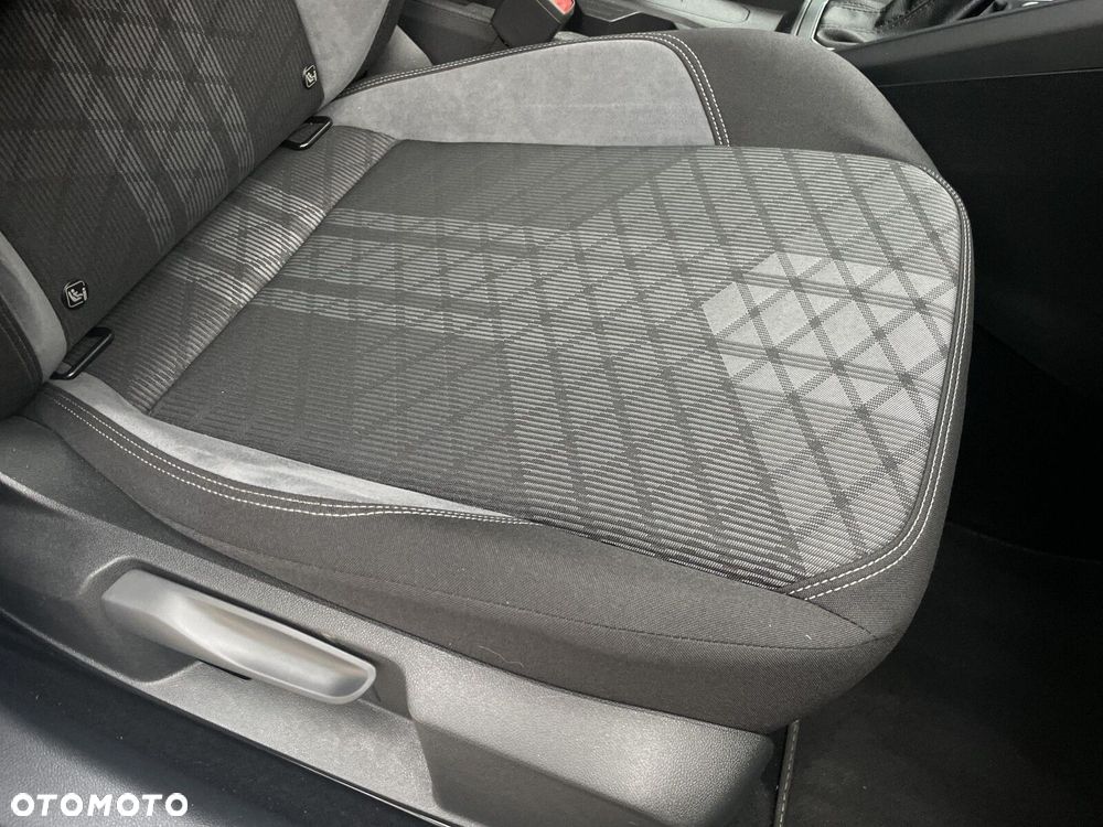 Volkswagen Taigo 1.5 TSI ACT R-Line DSG - 24