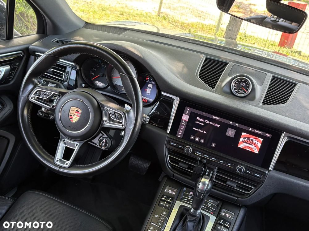 Porsche Macan - 17