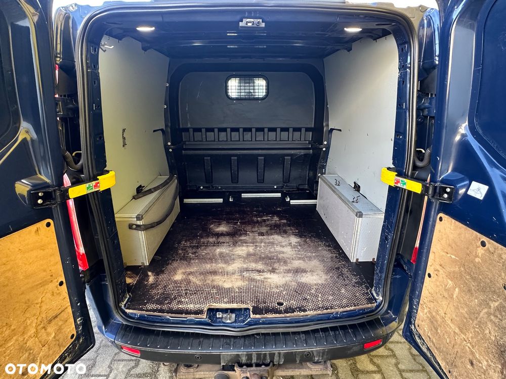 Ford CUSTOM L2H1 # 6 osobowy - 24