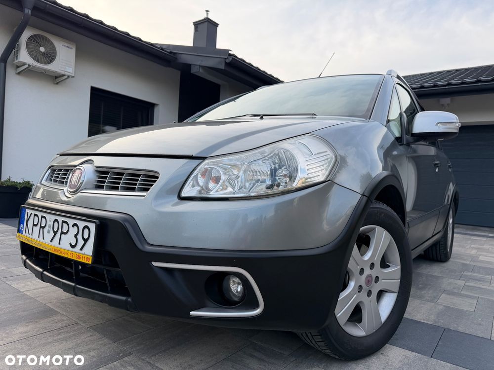 Fiat Sedici 1.6 16V 4x2 Emotion - 1