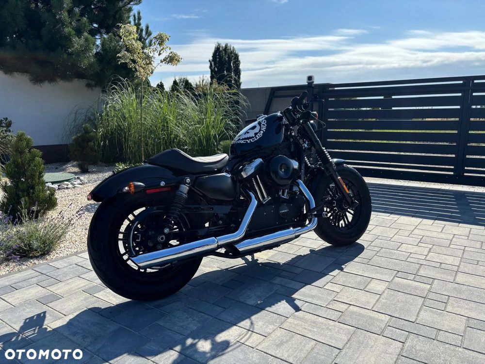 Harley-Davidson Sportster Forty-Eight - 1