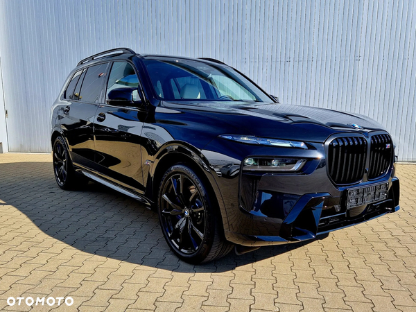 BMW X7 M60i xDrive mHEV sport