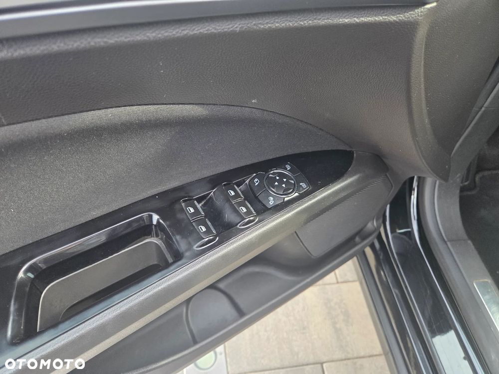 Ford Mondeo 2.0 TDCi Start-Stopp Business Edition - 19