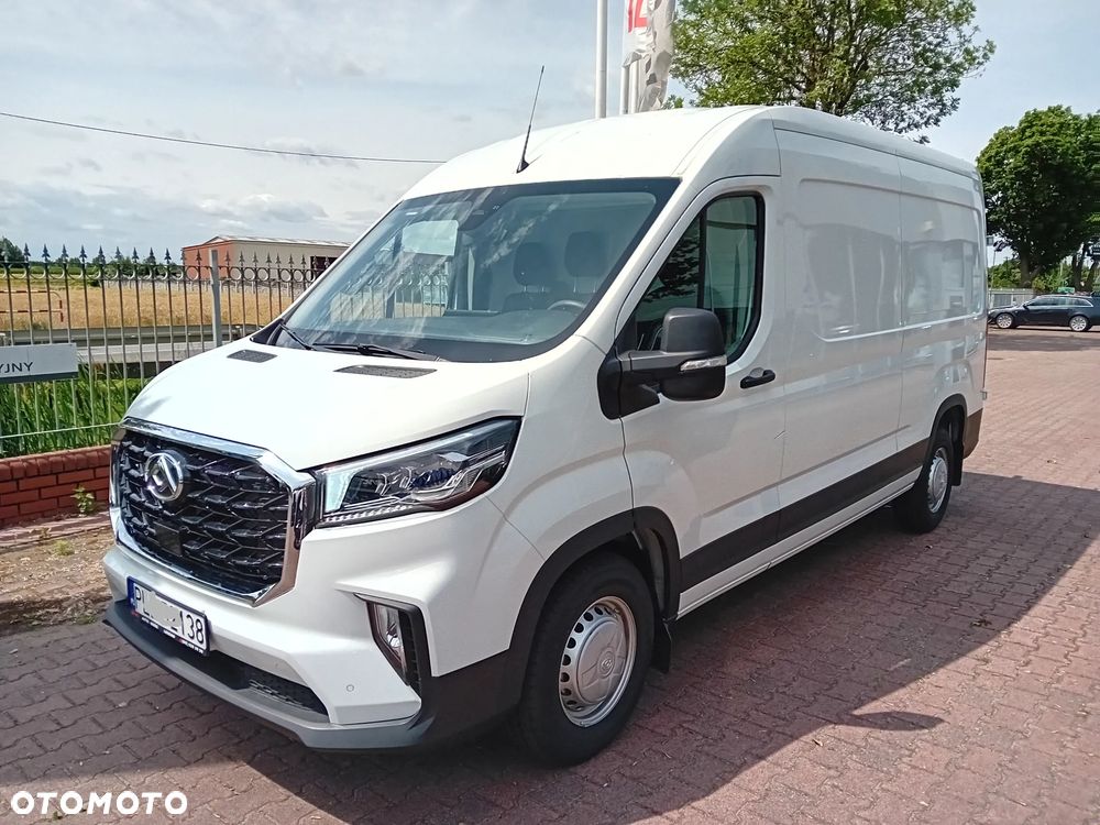 Maxus Deliver 9 / OD RĘKI