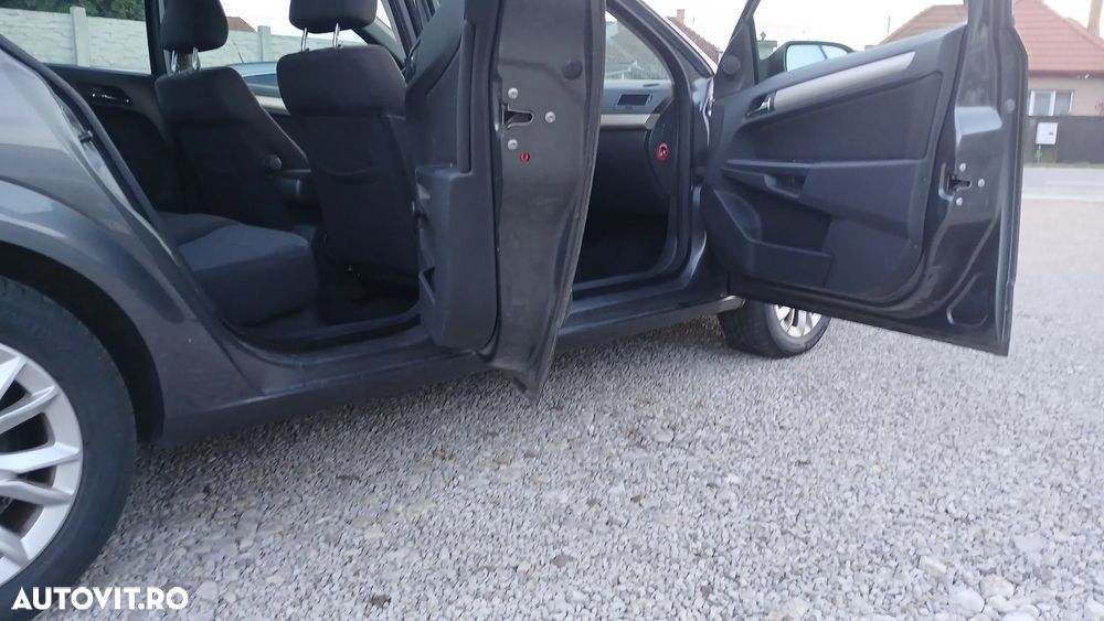 Opel Astra 1.6 Cosmo - 8