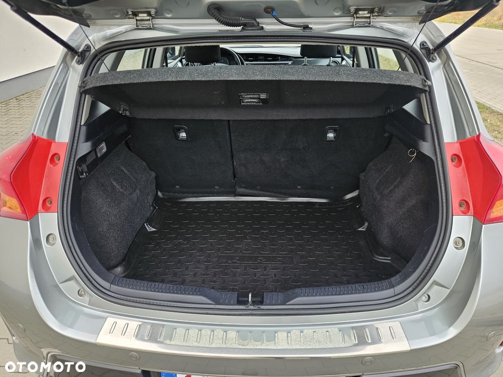 Toyota Auris 1.33 Dual-VVT-i Comfort - 17