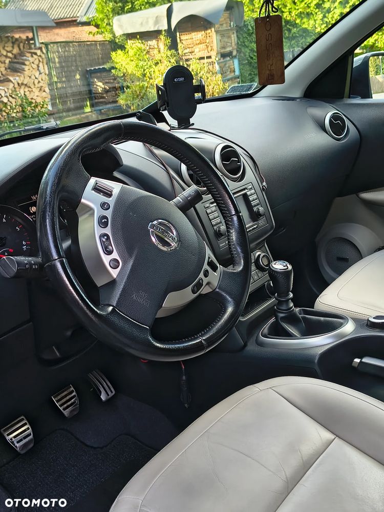 Nissan Qashqai - 17