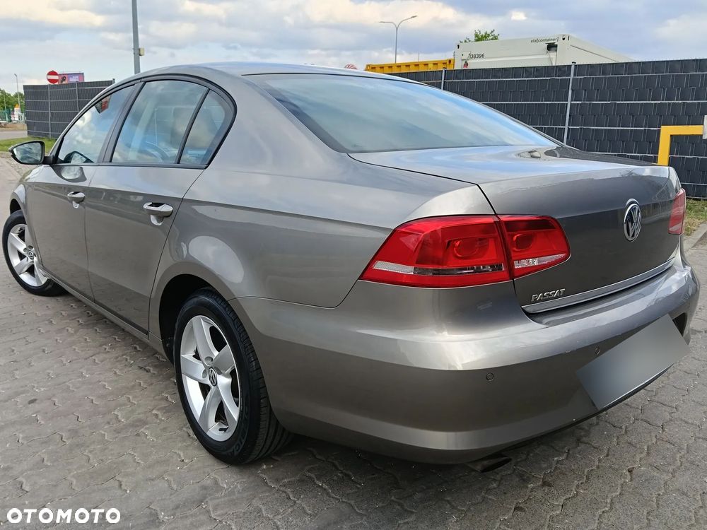 Volkswagen Passat 1.4 TSI Comfortline - 14
