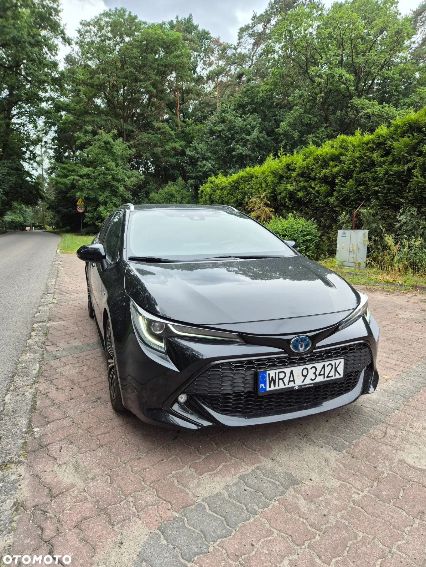 Toyota Corolla 1.8 Hybrid Executive - 1
