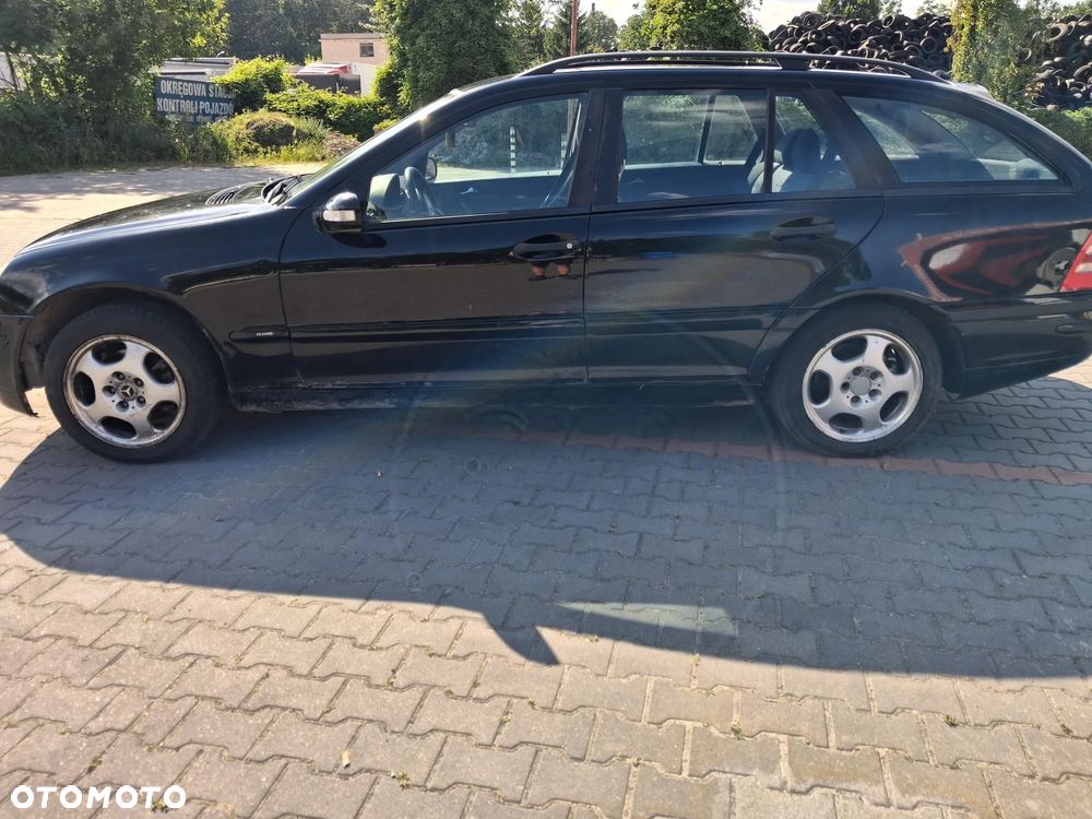 Mercedes C klasa W203 KOMBI silnik kompletny 1.8 Kompresor 143 KM OM271.946 271946 skrzynia biegów 716.628 drzwi maska klapa zderzak błotnik kolor czarny 040 lampa maglownica pompa wspomagania sprężarka dyfer wał napędowy półoś zwrotnica sterownik czujnik moduł wiązka przewód blenda szyba podszybie radio panel sterowania pompa pompka abs paliwa kierownica manetka włącznik fotel schowek zegary głośnik alternator rozrusznik cewka zbiorniczek sprężarka klimatyzacji klamka zamek zacisk hamulcowy mechanizm chłodnica pas przedni boczek lusterko silniczek sanki belka zawrotnica mcperson NA CZĘŚCI - 4