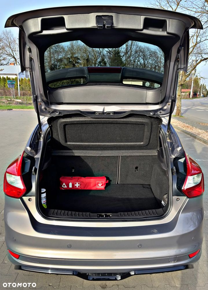 Ford Focus 1.6 EcoBoost Titanium - 22