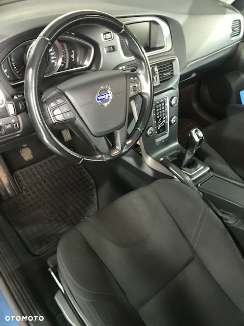 Volvo V40 D2 Kinetic - 4
