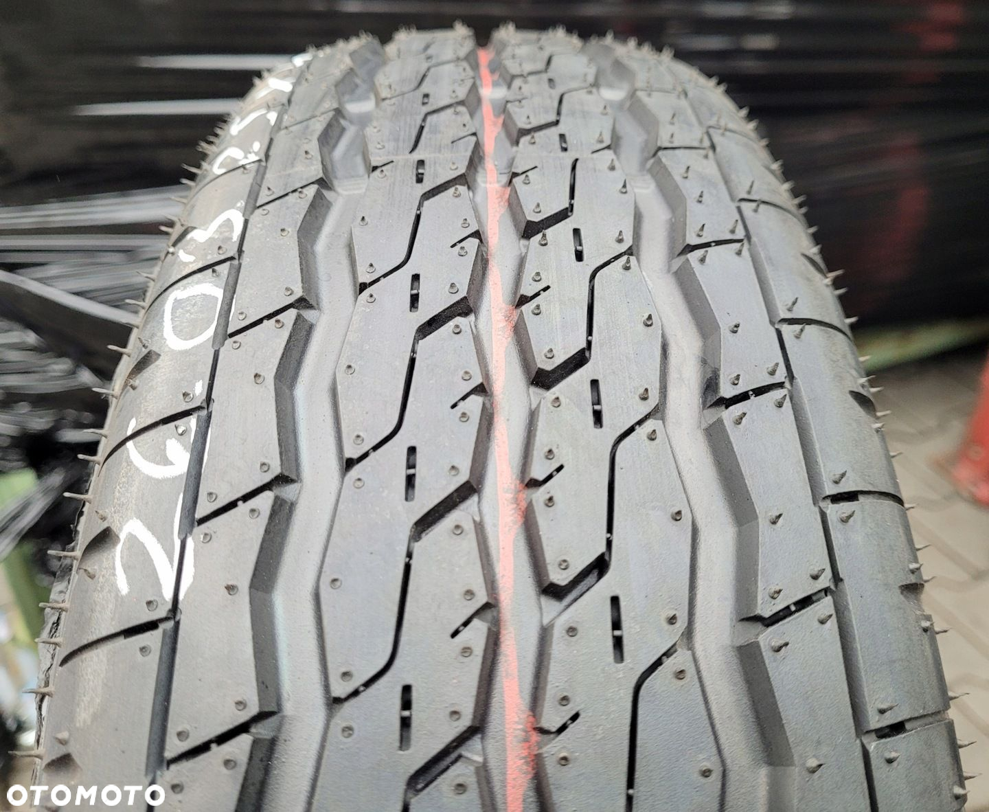 4x Firestone VanHawk 2 165/70R14C 89/87R L755A - 6