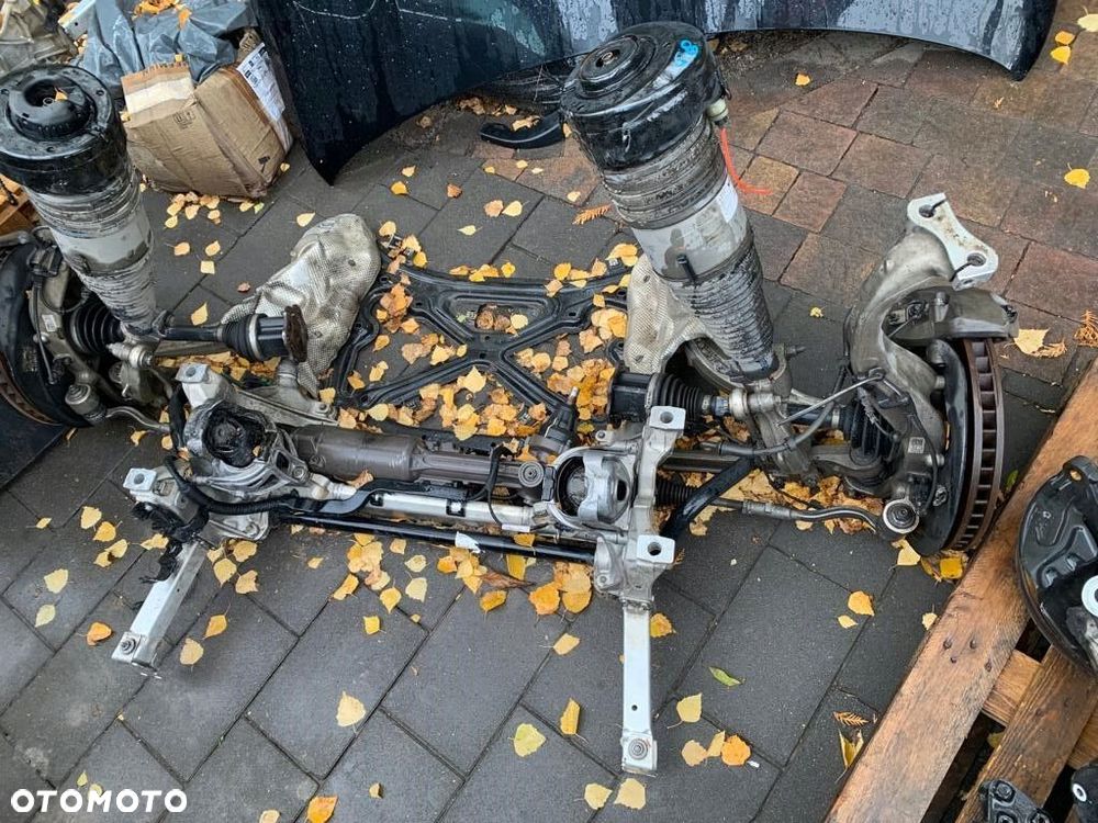 mcpherson zwrotnica kompletne zawieszenie audi q8 - 2