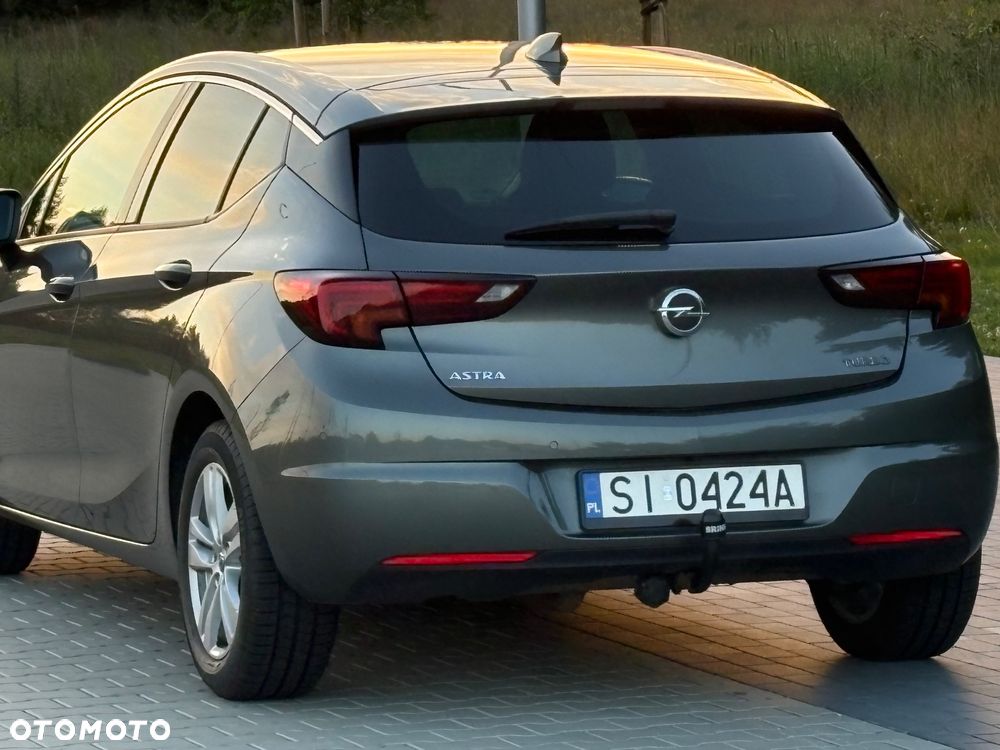Opel Astra 1.4 T Dynamic S&S - 17