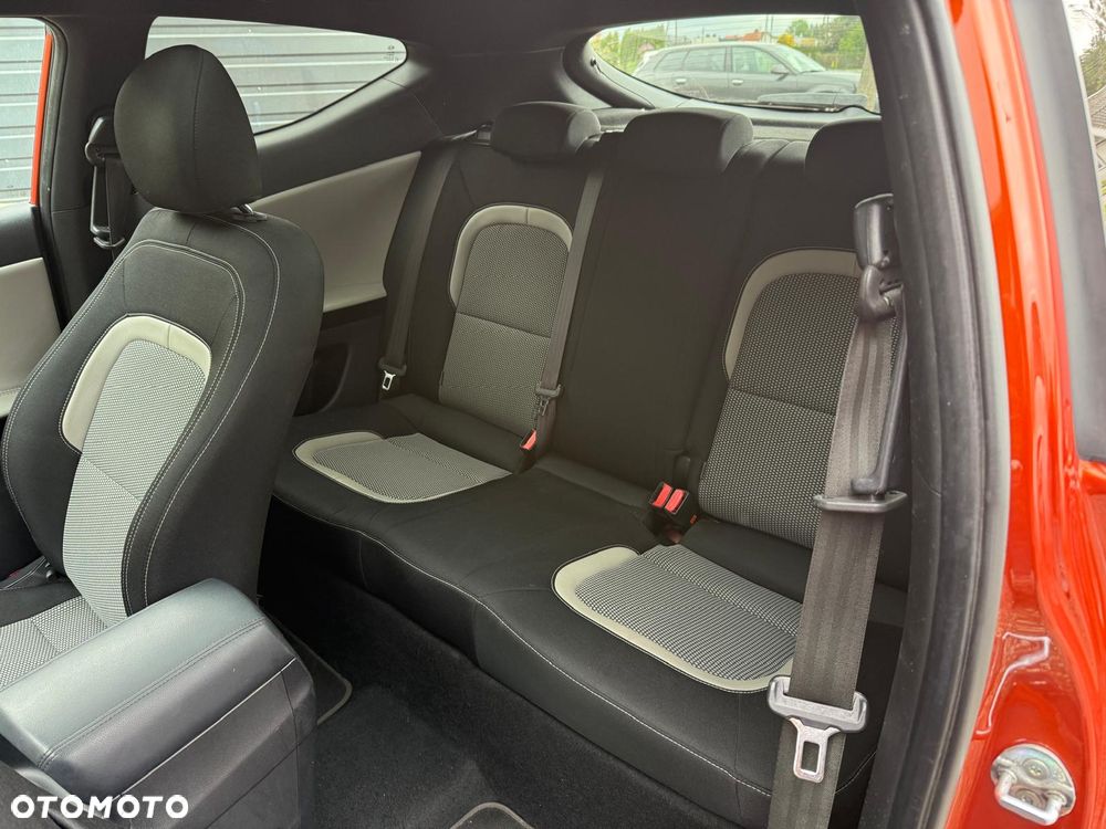 Kia Ceed 1.6 GDI DCT Spirit - 23