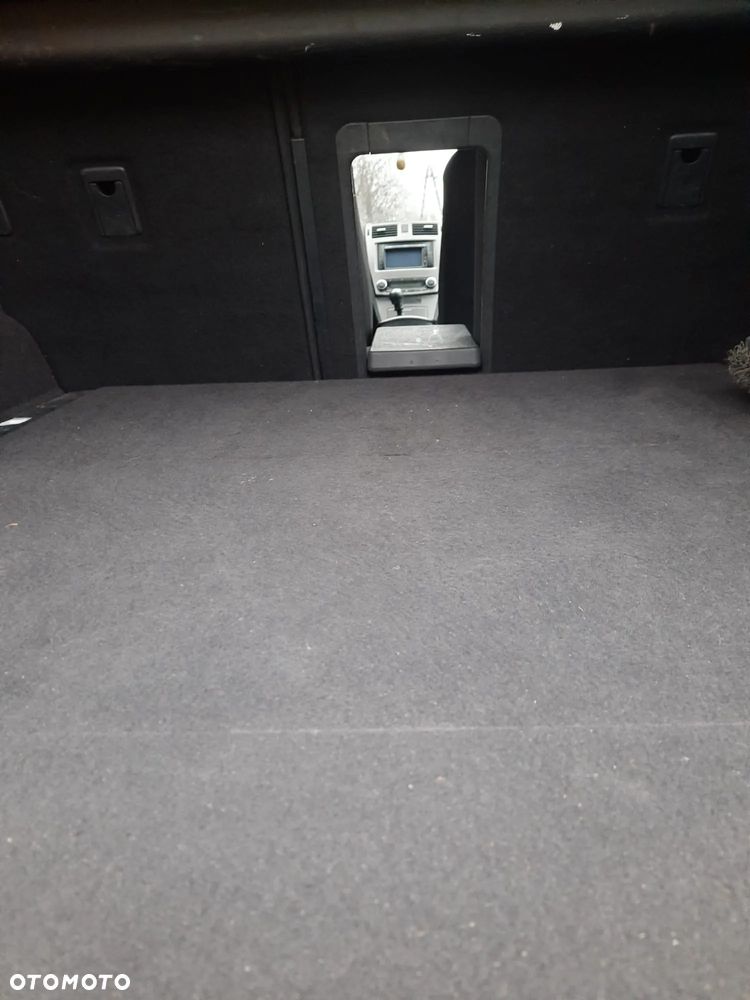 Toyota Avensis 2.0 D-4D Combi - 5