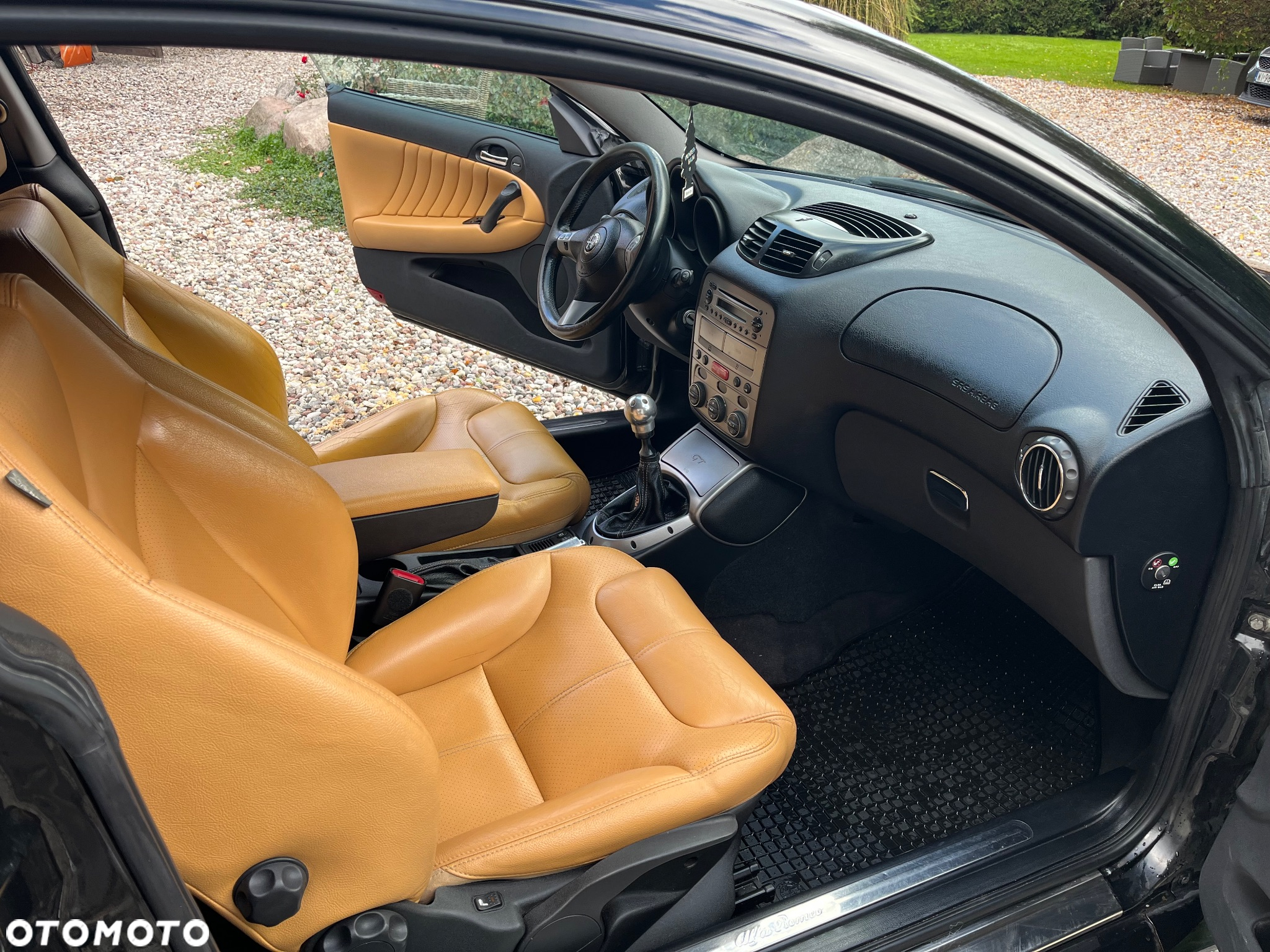 Alfa Romeo GT 1.9JTD 16V Distinctive - 13