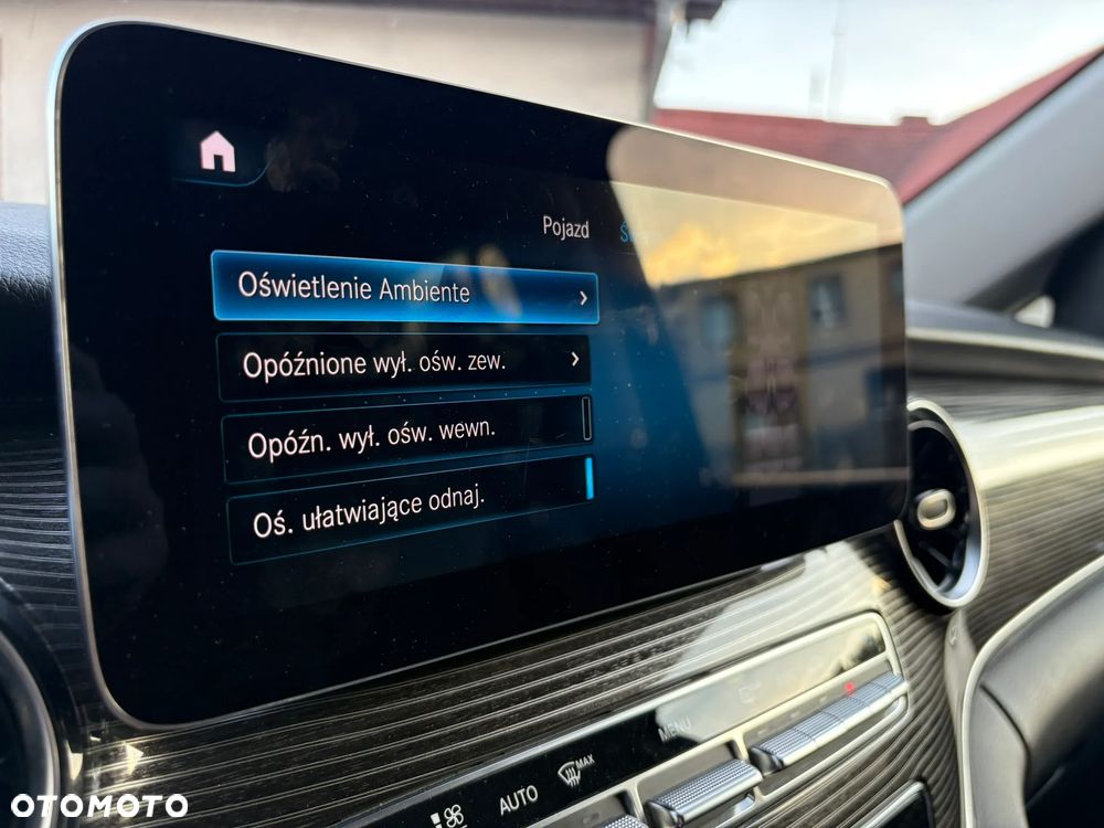Mercedes-Benz Klasa V 300 d kompakt 9G-TRONIC Avantgarde - 31