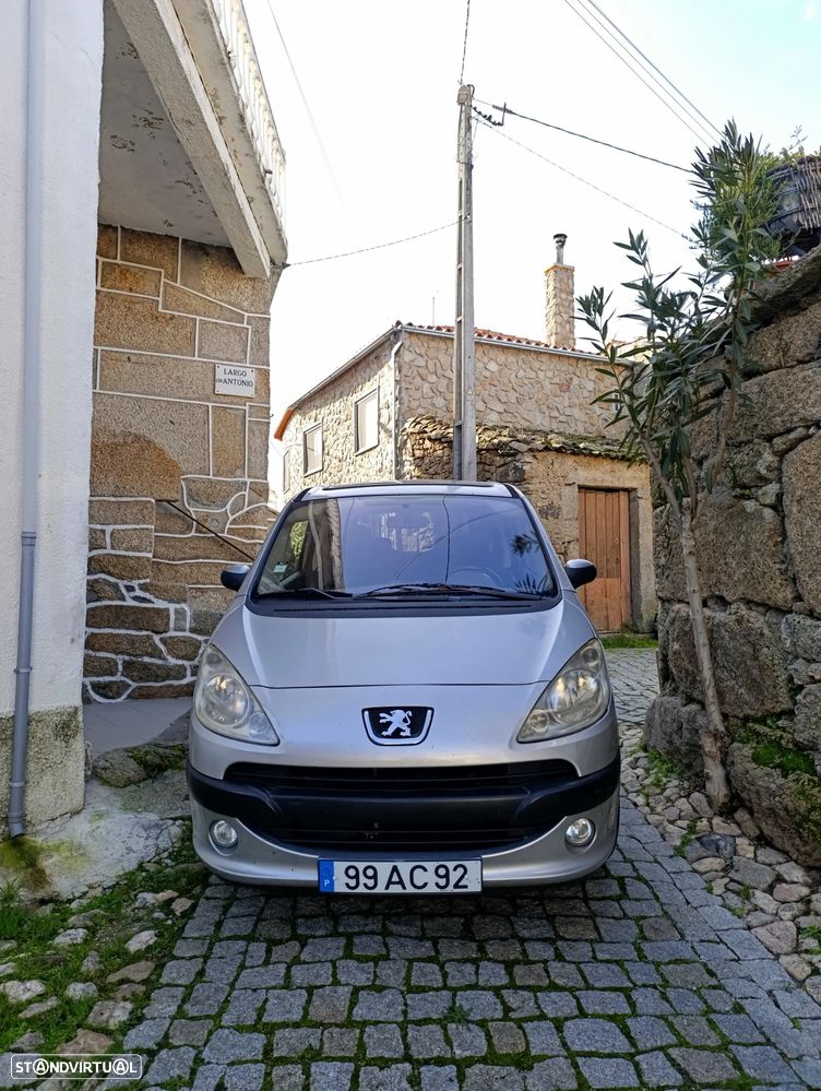 Peugeot 1007 1.4 HDi Trendy - 1