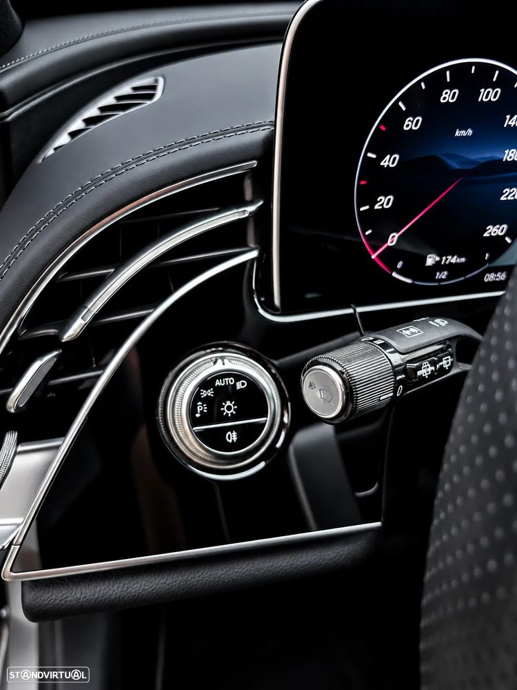 Mercedes-Benz E 300 de 9G-TRONIC AMG Line - 27