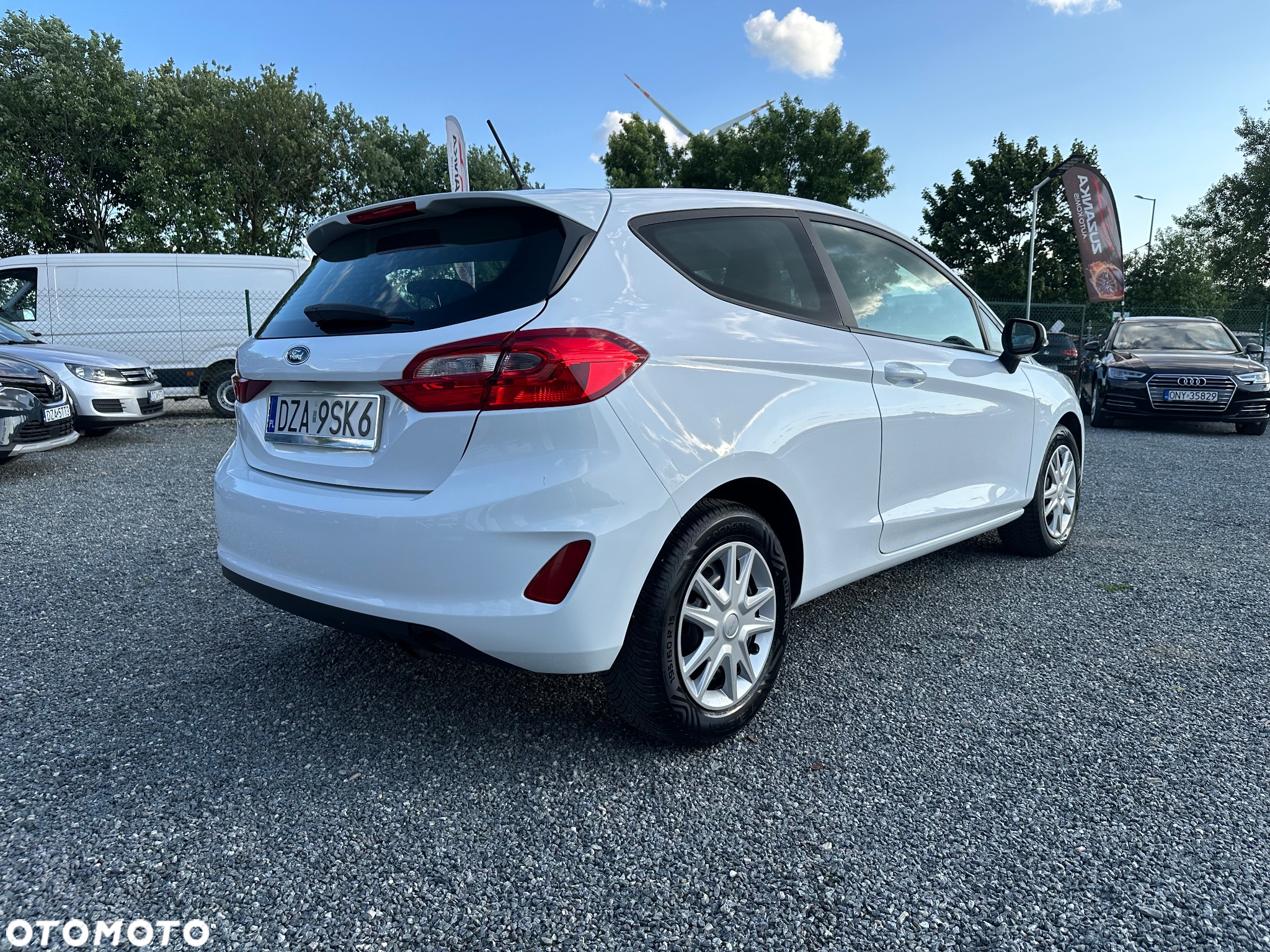 Ford Fiesta 1.1 Trend - 18