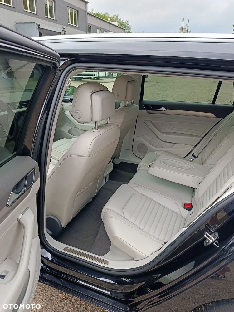 Volkswagen Passat 2.0 TSI 4Mot Elegance DSG - 14